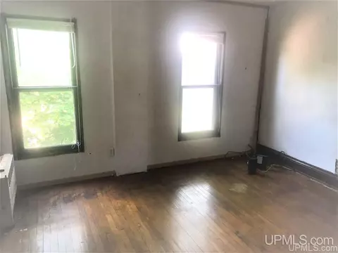 213 E North, Ishpeming, MI 49849 photo 6