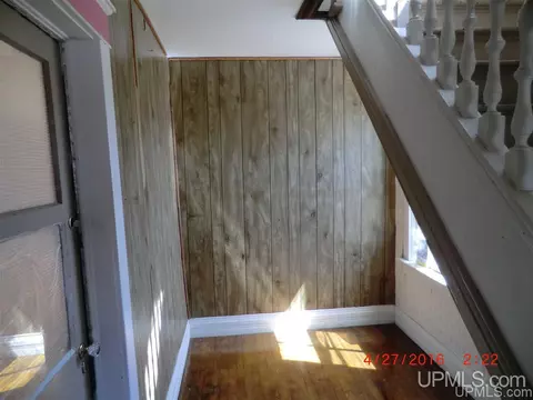 517 E Rdg, Ishpeming, MI 49849 photo 8