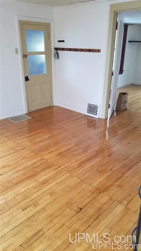 517 E Rdg, Ishpeming, MI 49849 photo 13