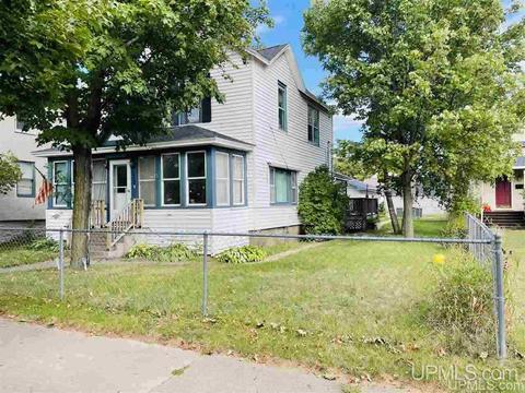 405 S 17th St, Escanaba, MI 49829 photo 1