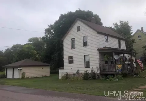 503 E Rdg, Ishpeming, MI 49849 photo 1