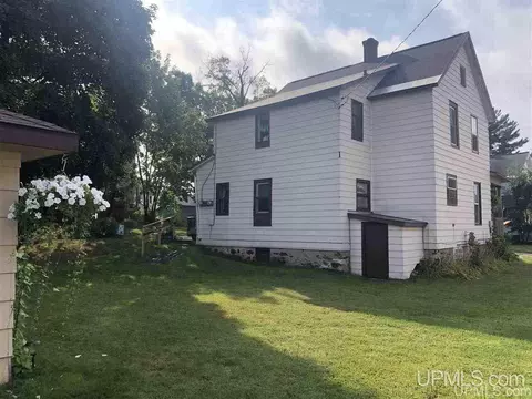 503 E Rdg, Ishpeming, MI 49849 photo 3