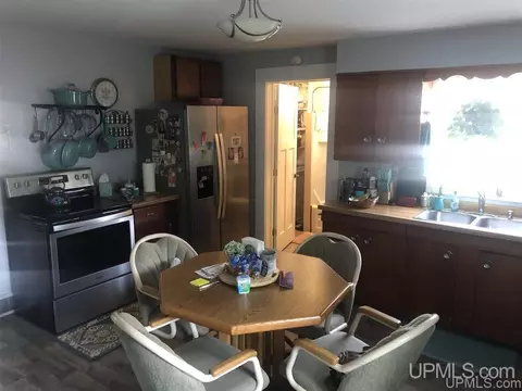 503 E Rdg, Ishpeming, MI 49849 photo 29