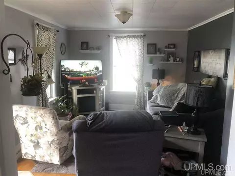 503 E Rdg, Ishpeming, MI 49849 photo 20