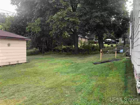 503 E Rdg, Ishpeming, MI 49849 photo 6