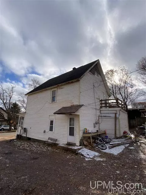 511 N 1st, Ishpeming, MI 49849 photo 4