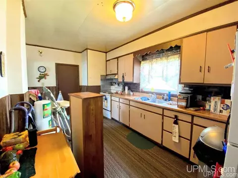 930 930 12 Stephenson, Escanaba, MI 49829 photo 41