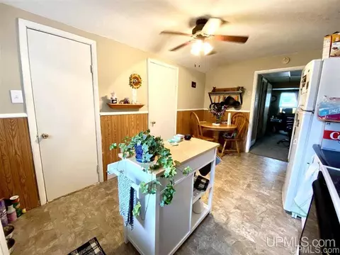 930 930 12 Stephenson, Escanaba, MI 49829 photo 8