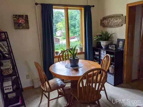 713 Empire, Ishpeming, MI 49849 photo 8
