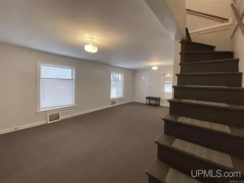206 206 12 Chestnut, Munising, MI 49862 photo 10