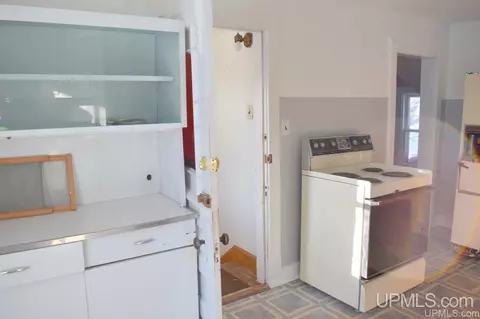 1322 N Third, Ishpeming, MI 49849 photo 28