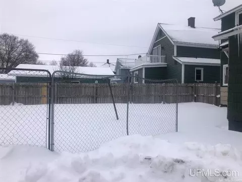 1322 N Third, Ishpeming, MI 49849 photo 4