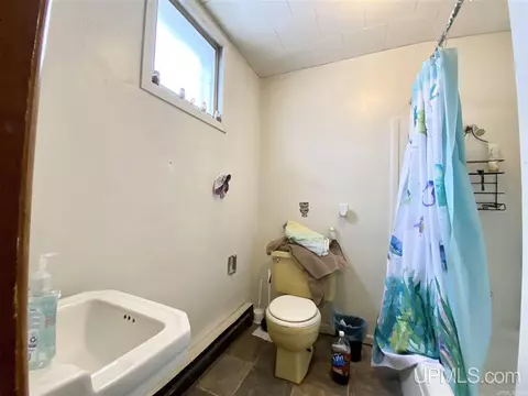 1723 N 3rd, Escanaba, MI 49829 photo 12