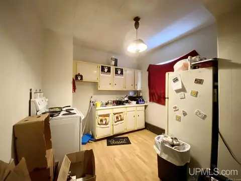1723 N 3rd, Escanaba, MI 49829 photo 8