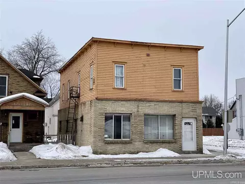 1723 N 3rd, Escanaba, MI 49829 photo 1