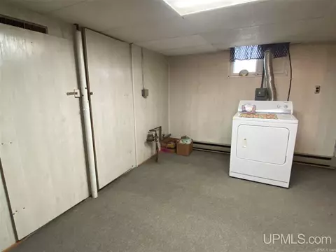 508 S 13th, Escanaba, MI 49829 photo 12