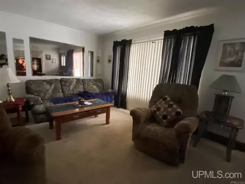 508 S 13th, Escanaba, MI 49829 photo 2