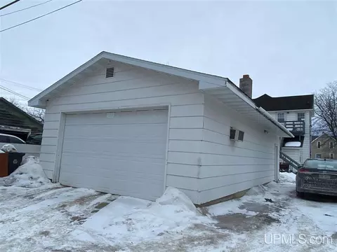 508 S 13th, Escanaba, MI 49829 photo 15