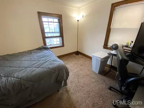 508 S 13th, Escanaba, MI 49829 photo 11