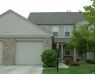4012 E Hunters Cir, Canton, MI 48188 photo 1