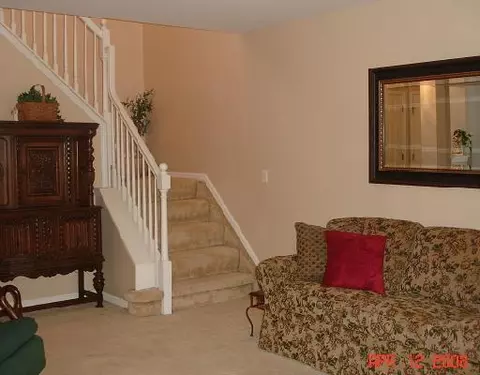 4012 E Hunters Cir, Canton, MI 48188 photo 6