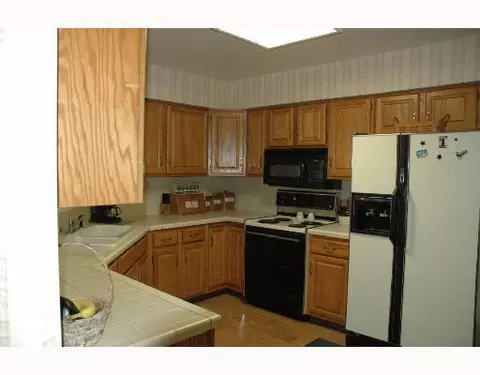 1855 Wedgefield, Jackson, MI 49201 photo 6