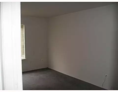 2017 E Franklin, Canton, MI 48187 photo 6