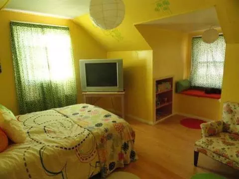 411 Falcon, Jackson, MI 49202 photo 10