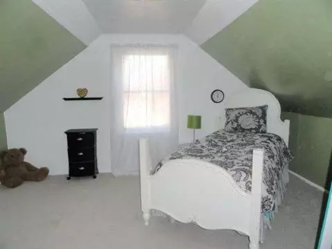 411 Falcon, Jackson, MI 49202 photo 9