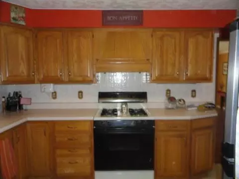 411 Falcon, Jackson, MI 49202 photo 7