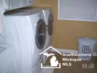3310 Sheick, Monroe, MI 48162 photo 8