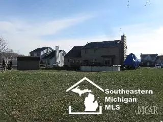 2170 Deer, Temperance, MI 48182 photo 2