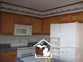 2170 Deer, Temperance, MI 48182 photo 11