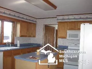 2170 Deer, Temperance, MI 48182 photo 10