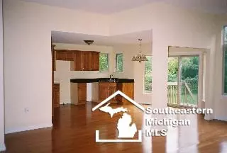 84 Washington, Monroe, MI 48162 photo 5