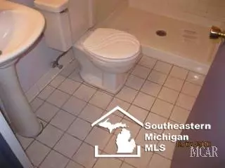 38516 Meadowlawn, Wayne, MI 48184 photo 6