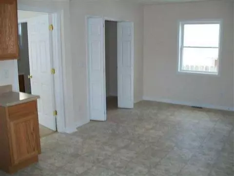 115 Damon, Jackson, MI 49203 photo 2