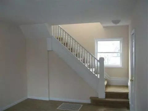 115 Damon, Jackson, MI 49203 photo 3