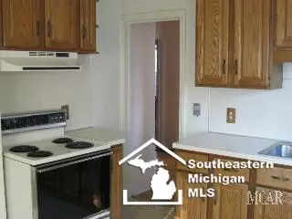 128 Stanford, Monroe, MI 48162 photo 3