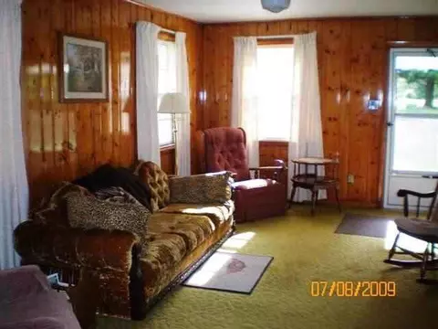 1114 Fox, Jackson, MI 49201 photo 2