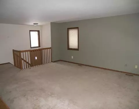 567 Echo, Saline, MI 48176 photo 3