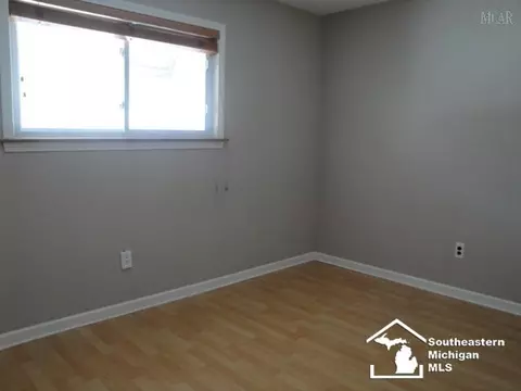 21044 Beech Daly, Brownstown, MI 48134 photo 7