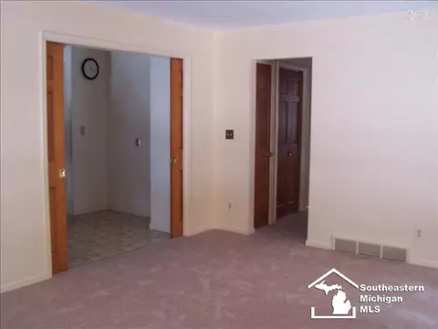 340 Oakwood, Monroe, MI 48162 photo 2