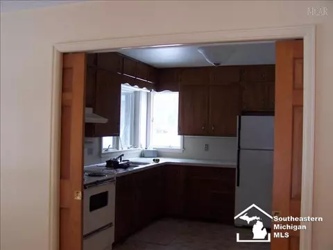 340 Oakwood, Monroe, MI 48162 photo 4