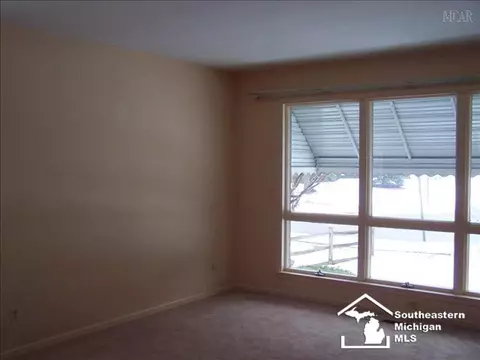 340 Oakwood, Monroe, MI 48162 photo 3