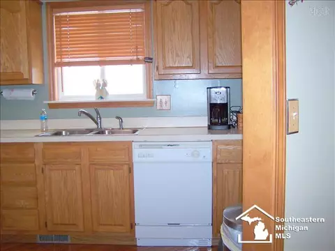 3066 Seventh, Monroe, MI 48162 photo 5