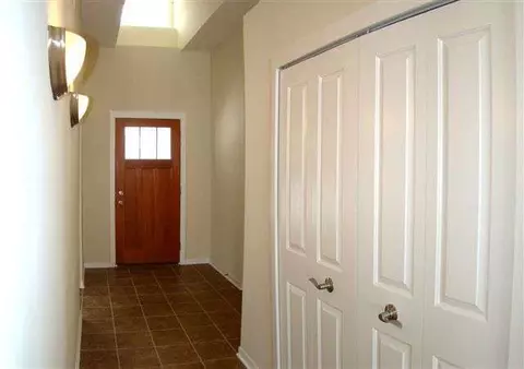 800 E Barrington, Jackson, MI 49203 photo 1