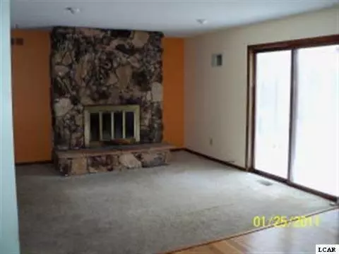 208 Burt, Tecumseh, MI 49286 photo 4