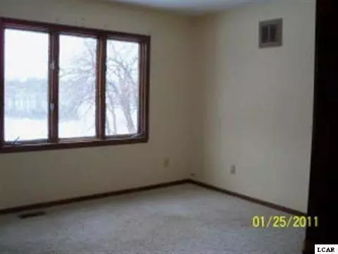 208 Burt, Tecumseh, MI 49286 photo 5
