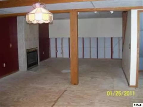 208 Burt, Tecumseh, MI 49286 photo 9